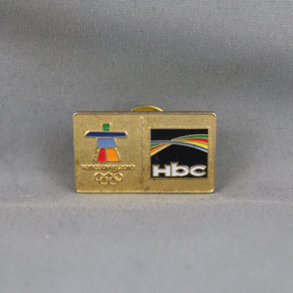 Vancouver 2010 Pin - HBC Sponsor Pin - Stamped Pin - Picture 1 of 3